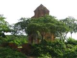 On the outskirts of Mui Ne, one can visit Po Sah Inu (or Pho Hai), a Champa temple built in the IX th century.
