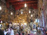 Inside of the Temple of Emerald Buddha (sorry, not a good picture, but one has to be discret: photos are forbidden)